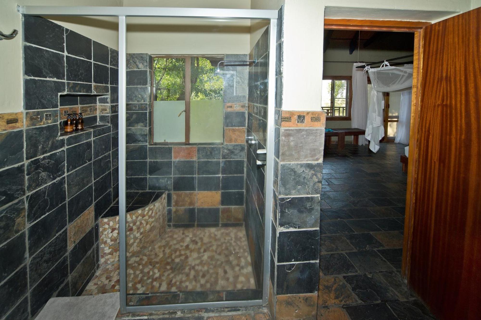 Gondwana Namushasha River Lodge Kongola Eksteriør billede